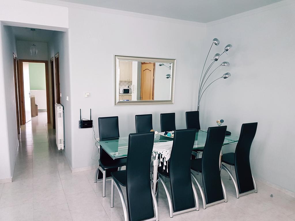 Bourlis Apartments アスプロヴァルタ エクステリア 写真