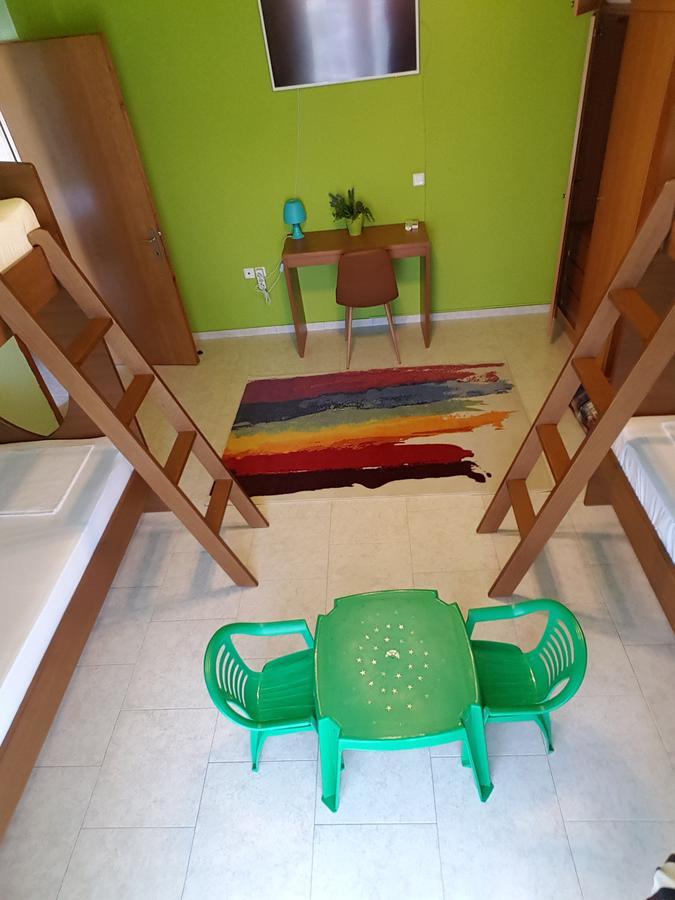Bourlis Apartments アスプロヴァルタ エクステリア 写真