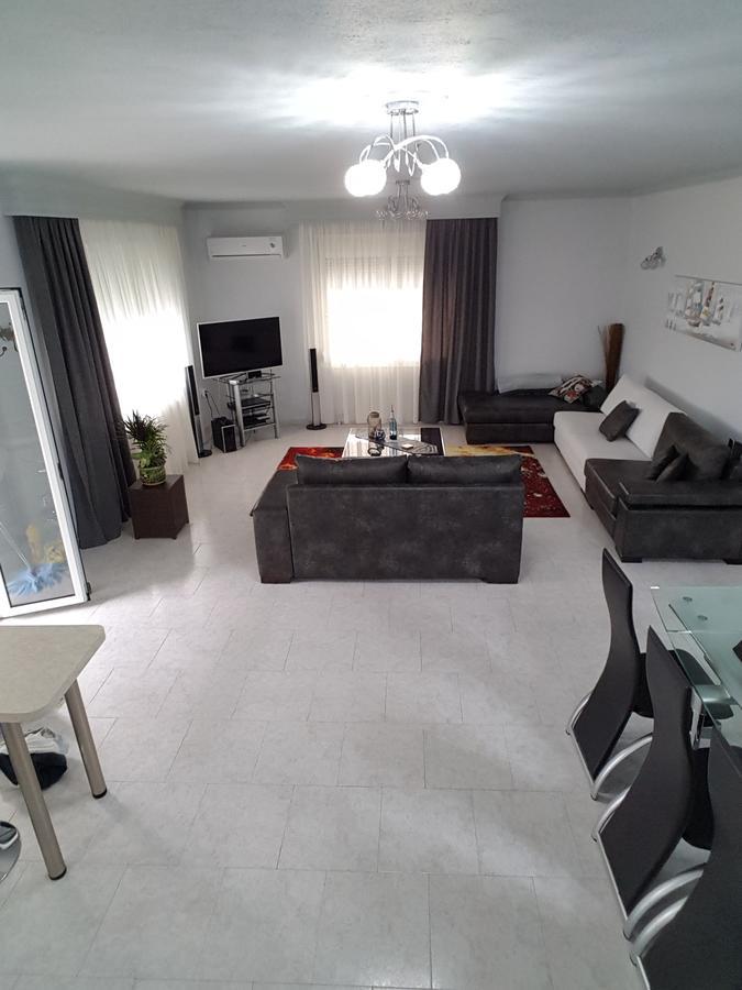 Bourlis Apartments アスプロヴァルタ エクステリア 写真